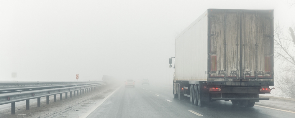 You are currently viewing How to Drive Safely in Fog?