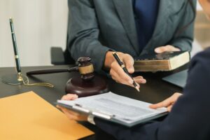 Read more about the article What Do I Need to Know About Filing a Wrongful Death Claim?