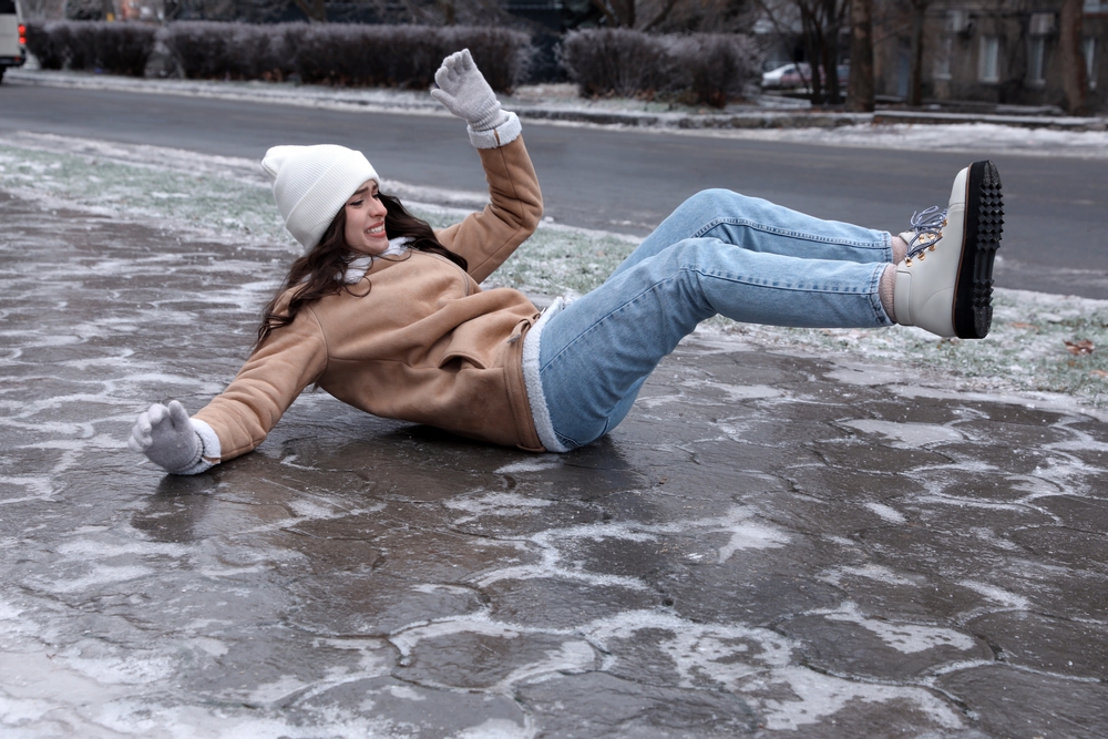 You are currently viewing Ohio Slip and Fall on Ice and Snow- Do I have a case?