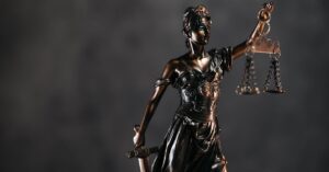 Read more about the article DuPont C8 Lawsuit Claims DuPont Knew Of Risks Of C8 Exposure
