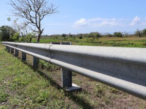 Read more about the article Guardrail Manufacturer Trinity Industries Ordered To Pay $682 Million In Whistleblower Lawsuit