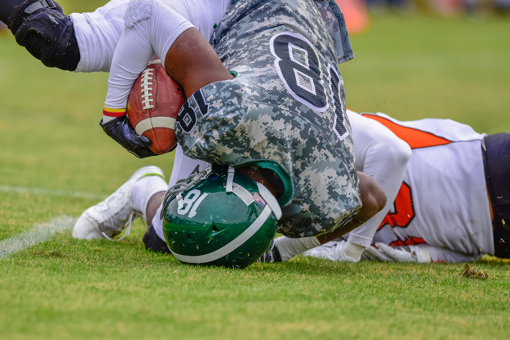 You are currently viewing High School Football Injuries That Go Untreated Or Unnoticed Can Lead To Death And Disabilities