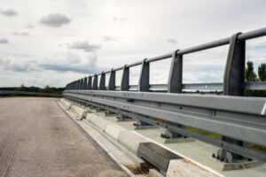 Read more about the article Texas Jury Finds Manufacturer Of Faulty Guardrails Defrauded Taxpayers